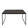 image de tables basses & appoint scandinave Table basse carrée en teck recyclé et métal noir