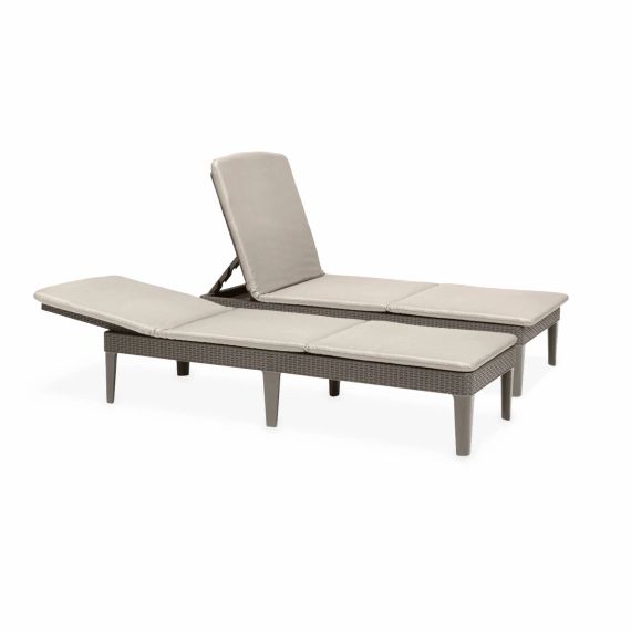 2 bains de soleil en résine cappuccino et sable