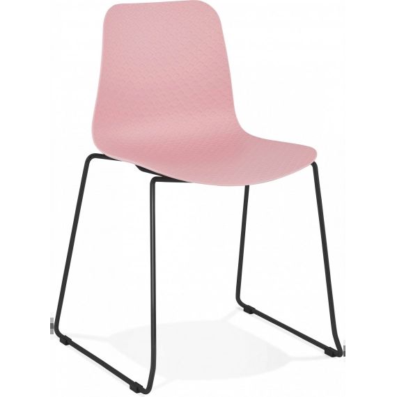 Chaise de table design assise couleur rose pietement noir
