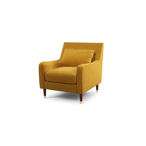 Content by Terence Conran Oksana, fauteuil, velours jaune curcuma et pieds en bois foncé et laiton