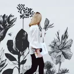 Papier peint panoramique fleurs des champs 225 x 250 cm noir et blanc