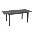 image de table de jardin scandinave 