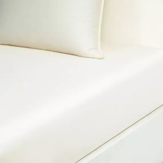 Drap housse en satin de coton lavé coconut 140 x 200 cm