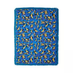 Plaid rembourré Textile en Tissu, Fausse fourrure – Couleur Bleu – 12.16 x 12.16 x 12.16 cm – Designer Egle Zvirblyte