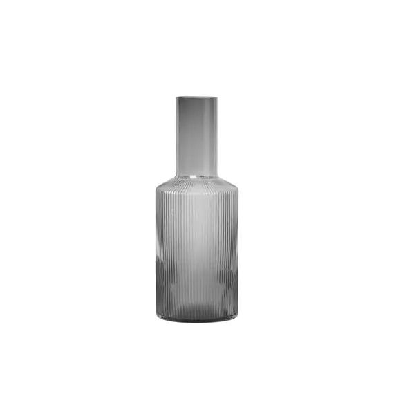 Carafe Ripple en Verre, Verre soufflé bouche – Couleur Gris – 30 x 30 x 24 cm – Designer Trine Andersen