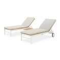 image de transats, bains de soleil et chaises longues scandinave Lot de 2 bains de soleil à roulettes + table d’appoint