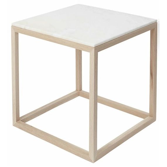 Table d’appoint Cube M Chêne & Marbre blanc  – Kristina Dam Studio