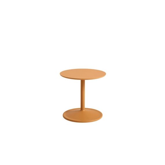Table d’appoint Soft en Bois, Aluminium peint – Couleur Orange – 55.18 x 55.18 x 40 cm – Designer Jens Fager