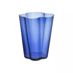 Vase Aalto en Verre, Verre soufflé bouche – Couleur Bleu – 21.4 x 21.4 x 27 cm – Designer Alvar Aalto
