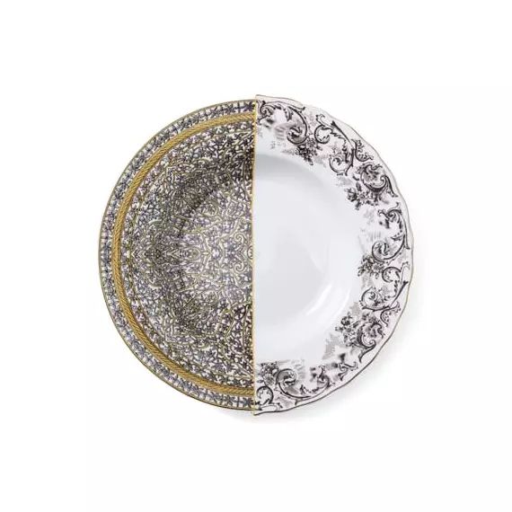 Assiette creuse Hybrid en Céramique, Porcelaine – Couleur Multicolore – 19.31 x 19.31 x 3.8 cm – Designer Studio CTRLZAK