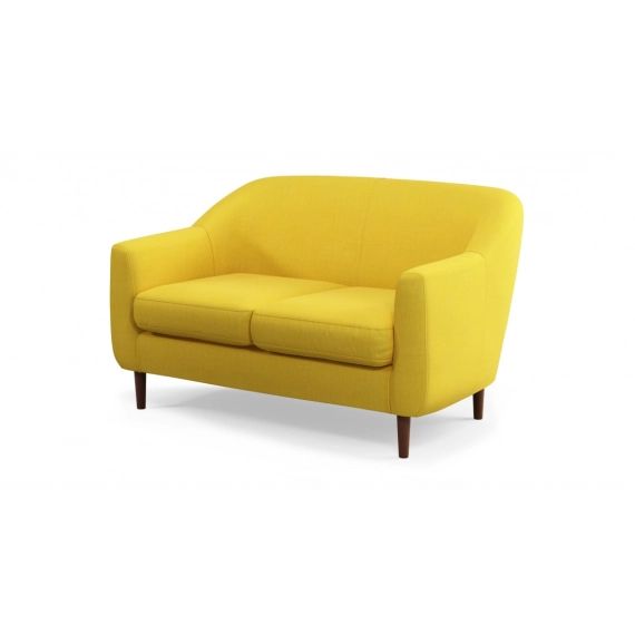 Custom MADE – Tubby, canapé 2 places, jaune rétro et pieds en bois foncé