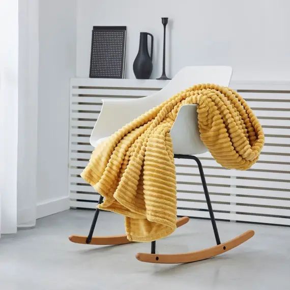 Plaid cotelé uni en Polyester Jaune 150X200 cm