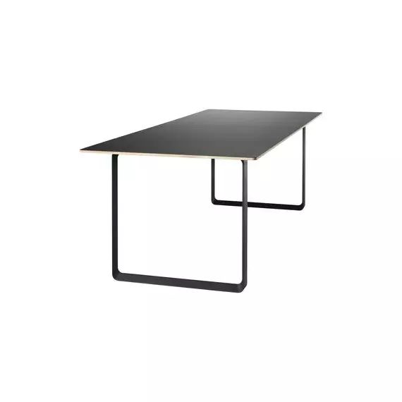 Table rectangulaire 70/70 en Métal, Aluminium – Couleur Noir – 147.05 x 147.05 x 73 cm – Designer Taf Architects