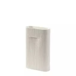 Vase Ridge en Céramique, Faïence – Couleur Blanc – 23 x 24.66 x 35 cm – Designer Studio Kaksikko