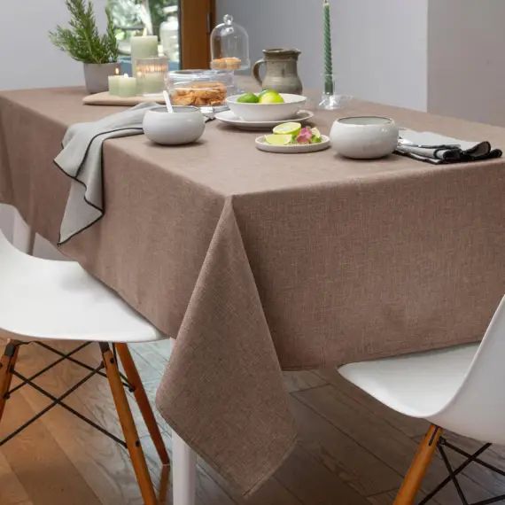 Nappe rectangulaire 150×200 marron en polyester