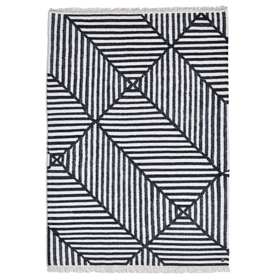 Tapis kelim graphiquement nature en laine noir et blanc 65×135