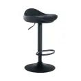 image de tabourets de bar scandinave 