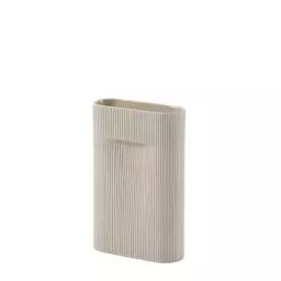 Vase Ridge en Céramique, Faïence – Couleur Beige – 23 x 26.21 x 35 cm – Designer Studio Kaksikko