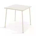 image de table de jardin scandinave 