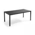 image de table de jardin scandinave 