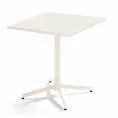 image de table de jardin scandinave 