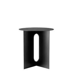 Table d’appoint Androgyne en Métal, Acier époxy – Couleur Noir – 53.13 x 53.13 x 43 cm – Designer Danielle Siggerud