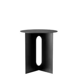 Table d’appoint Androgyne en Métal, Acier époxy – Couleur Noir – 53.13 x 53.13 x 43 cm – Designer Danielle Siggerud