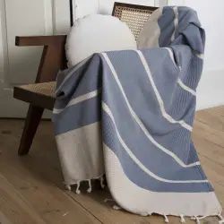Plaid en coton 130×170 Bleu Marine et Taupe Clair