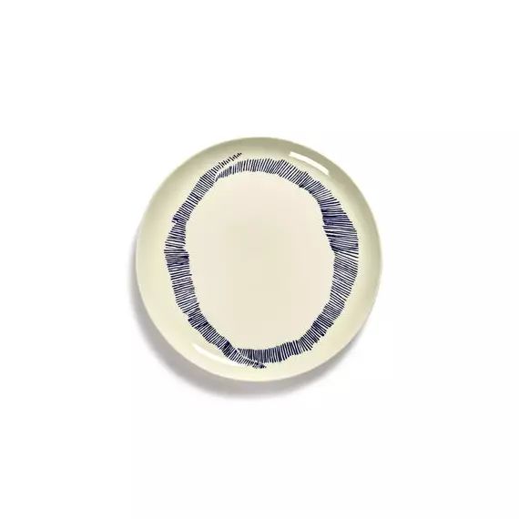 Assiette Feast en Céramique, Grès émaillé – Couleur Blanc – 20.8 x 20.8 x 2 cm – Designer Ivo Bisignano