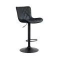 image de tabourets de bar scandinave 