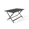 image de table de jardin scandinave 