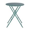 image de table de jardin scandinave 