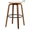 image de tabourets de bar scandinave 