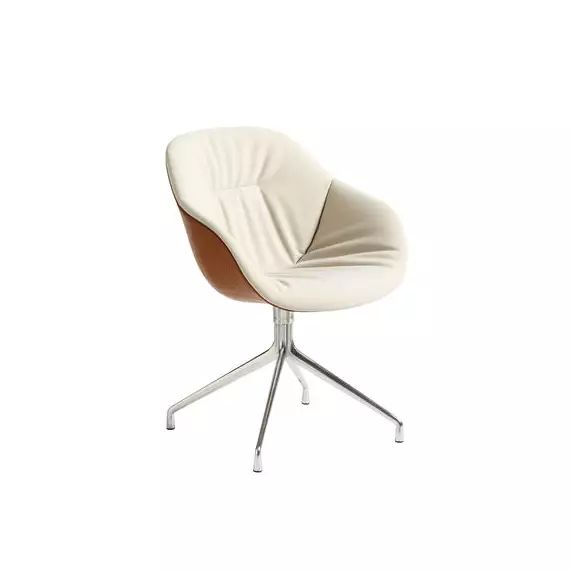 Fauteuil rembourré About a chair en Cuir – Couleur Marron – 62 x 86 x 86 cm – Designer Hee Welling