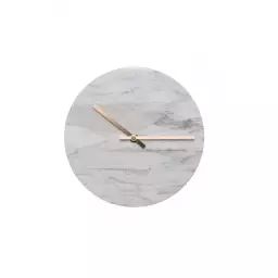 Horloge en marbre blanc