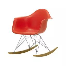 Rocking chair Eames Plastic Armchair en Plastique, Érable massif – Couleur Rouge – 63 x 82.77 x 76 cm – Designer Charles & Ray Eames