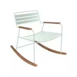 Rocking chair Surprising en Métal, Teck – Couleur Vert – 69 x 89 x 76 cm – Designer Harald Guggenbichler