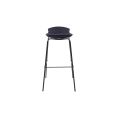 image de tabourets de bar scandinave 