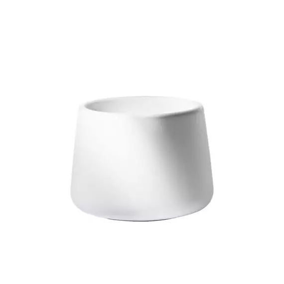 Pot de fleurs Tubby en Plastique, Polyéthylène rotomoulé – Couleur Blanc – 62 x 62 x 45 cm – Designer Marc Newson