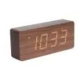 image de radio et réveil-matin scandinave 