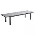 image de table de jardin scandinave 
