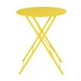 image de table de jardin scandinave 