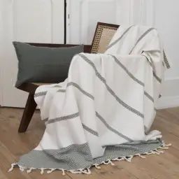 Plaid petit modèle 130×170 olive