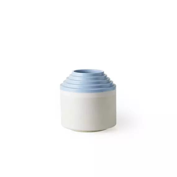 Vase Projet Memphis en Céramique – Couleur Bleu – 34.76 x 34.76 x 24 cm – Designer Ettore Sottsass