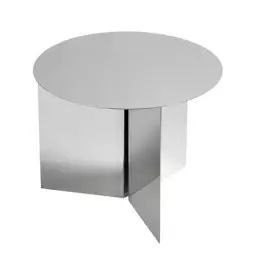 Table d’appoint Slit en Métal, Acier laqué époxy – Couleur Argent – 66.94 x 66.94 x 35.5 cm – Designer  Studio