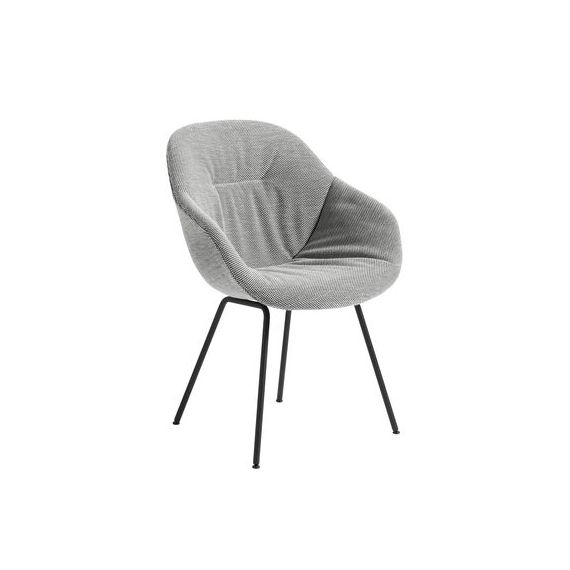 Fauteuil rembourré About a chair en Tissu – Couleur Blanc – 62 x 76.12 x 86 cm – Designer Hee Welling