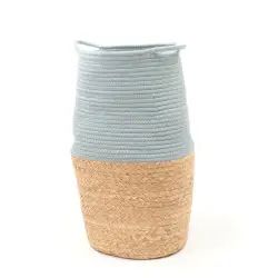 Panier long tressé en coton bleu céladon 30×50