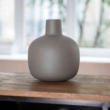 Vase bonbonne en métal vert olive H23,5 cm – Tosca