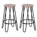 image de tabourets de bar scandinave 