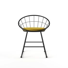 Chaise en métal noir et velours jaune moutarde